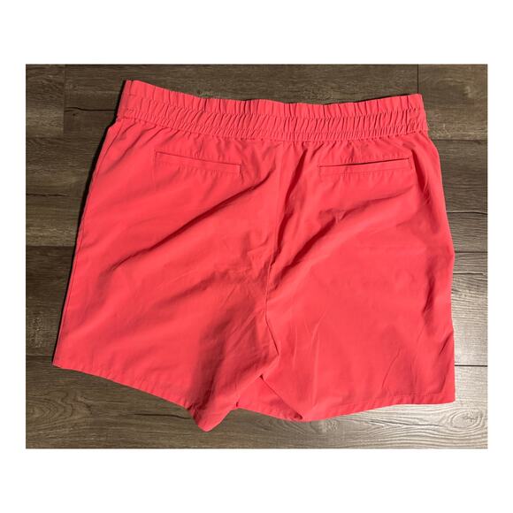 Chico's Zenergy Pull On‎ Coral Shorts Size 18 (small flaw) - Picture 2 of 5